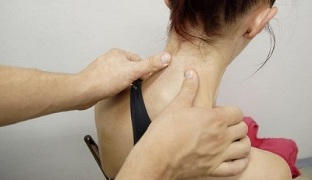 masáž pro osteochondrózu krční páteře